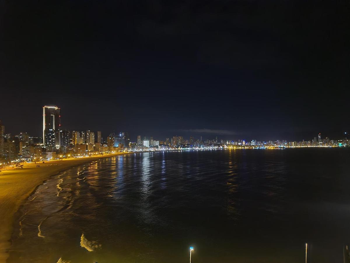 Bonito Triplex Con Increibles Vistas Villa Benidorm Eksteriør billede